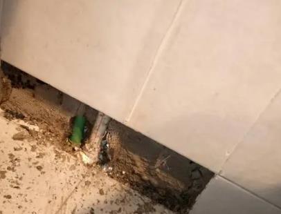 新津楼顶漏水维修公司分享下修复水管漏水的几种小方法